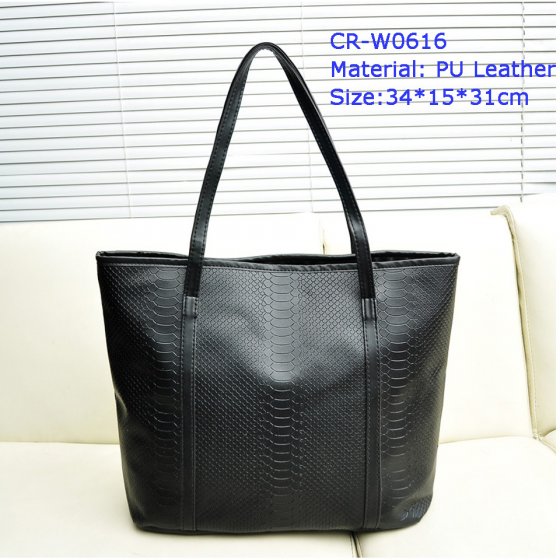 CR-W0616 中国包袋工厂直供女士休闲包